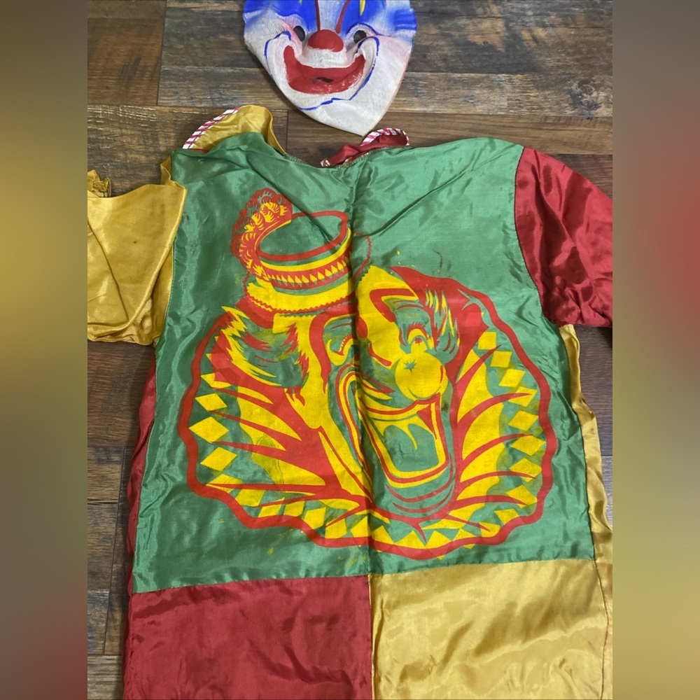 Vintage Masquerade Costume By Superb Halco Brand Clown Size Large Child 3 Piece - Picture 7 of 12